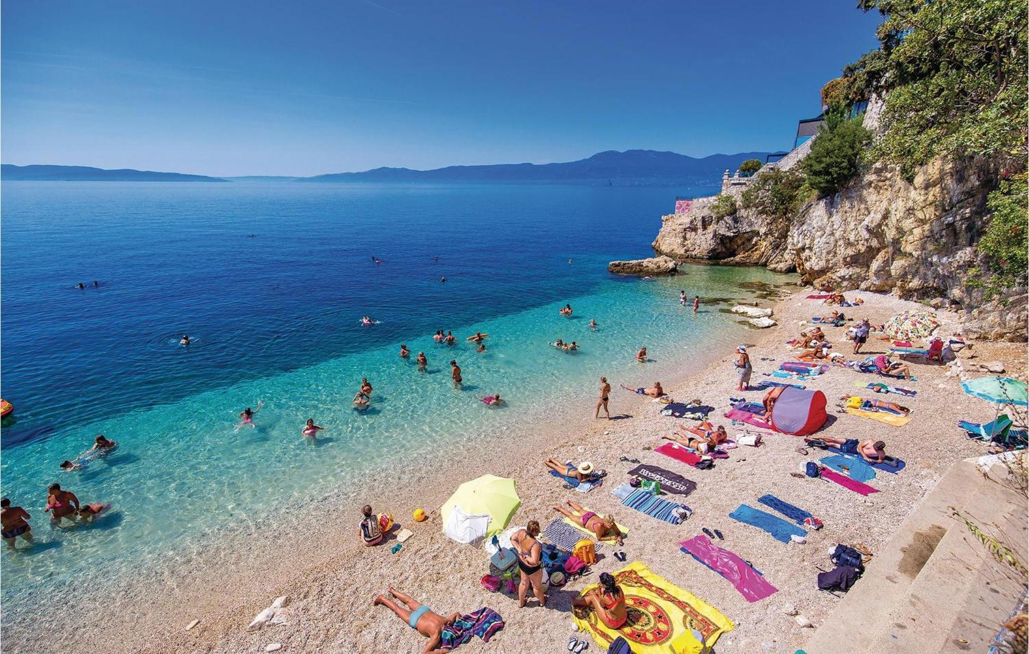 Awesome apartment in Rijeka with 2 Bedrooms&WiFi Buitenkant foto